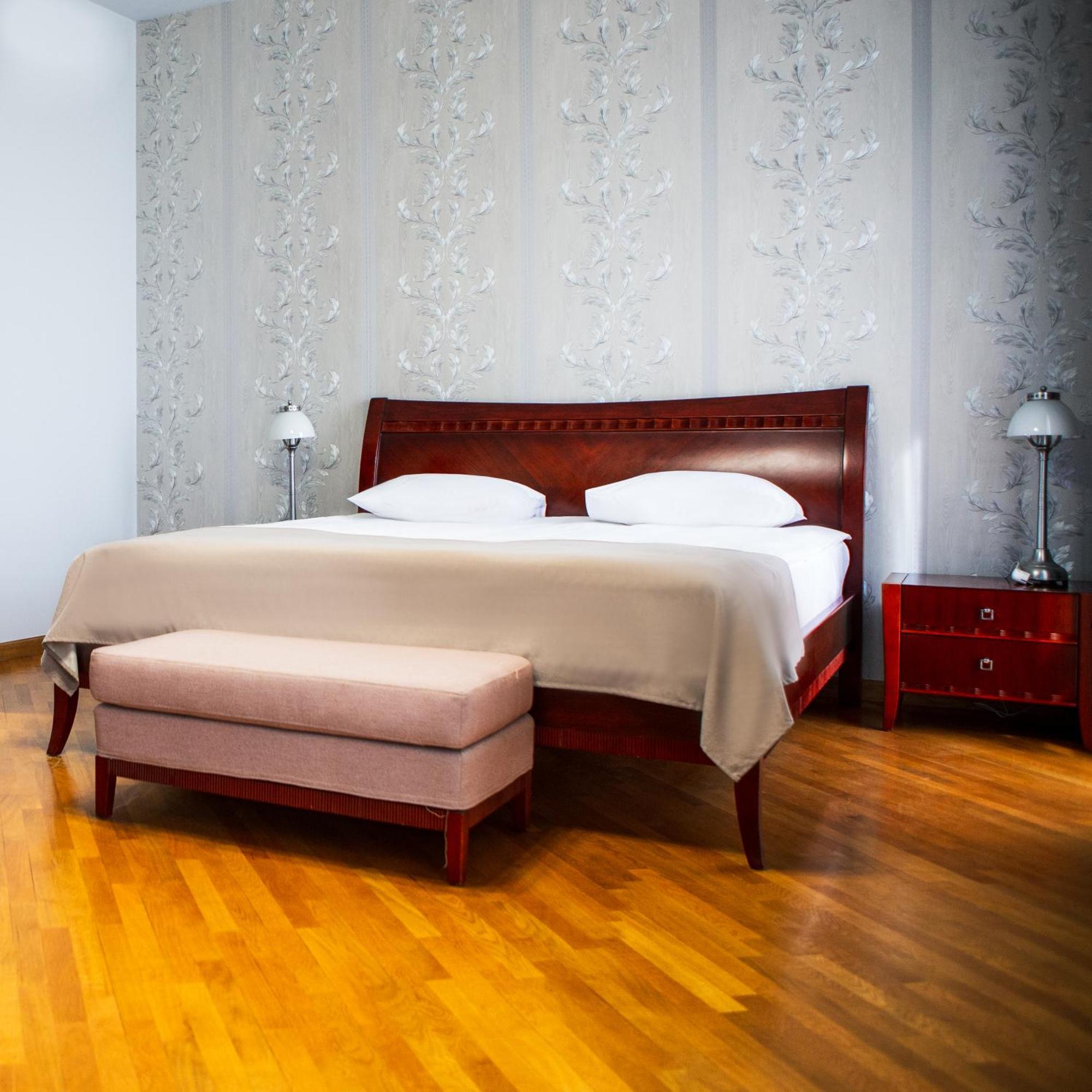 Latar Hotel Єреван Екстер'єр фото
